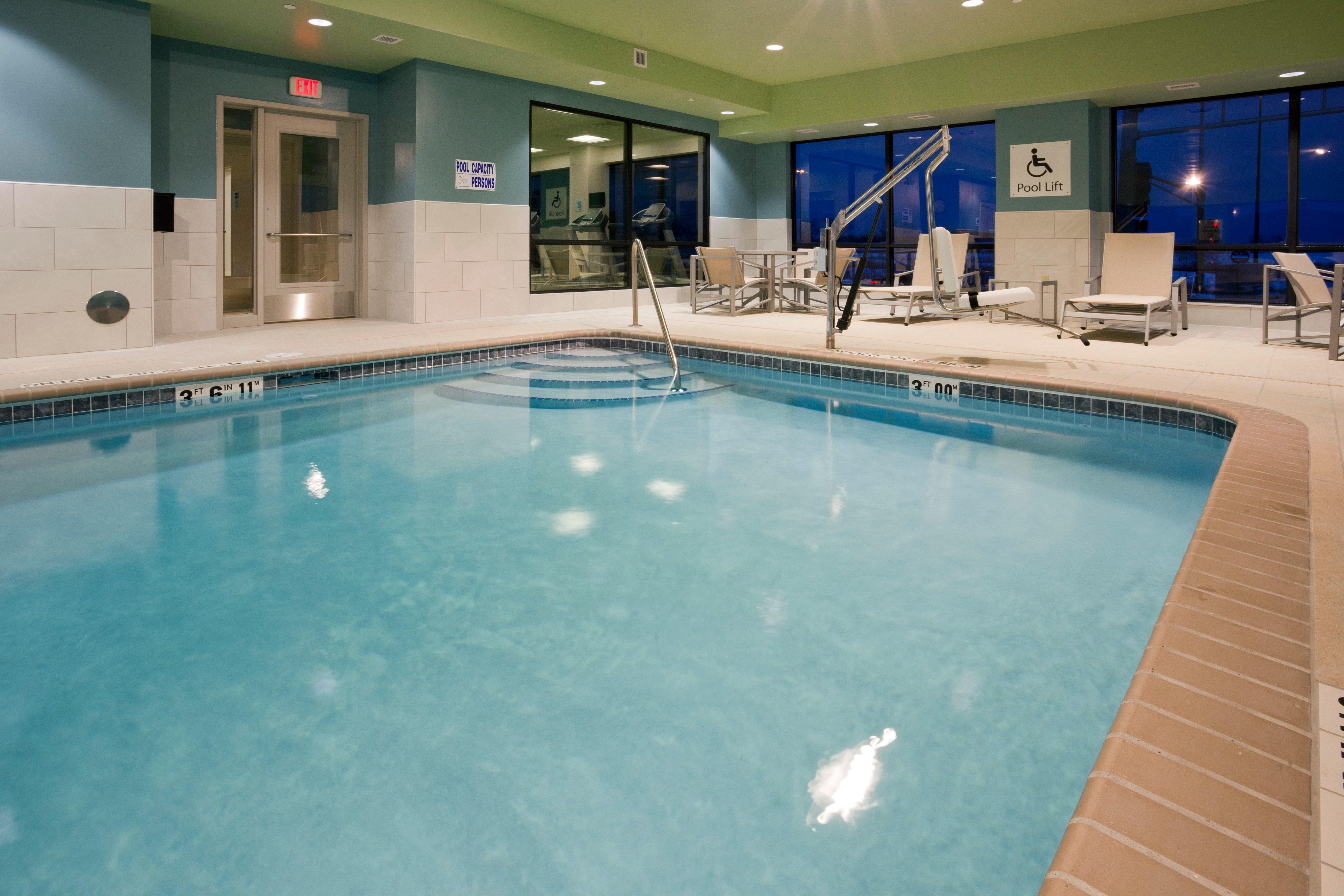 Holiday Inn Express Roseville-St. Paul By Ihg Eksteriør billede