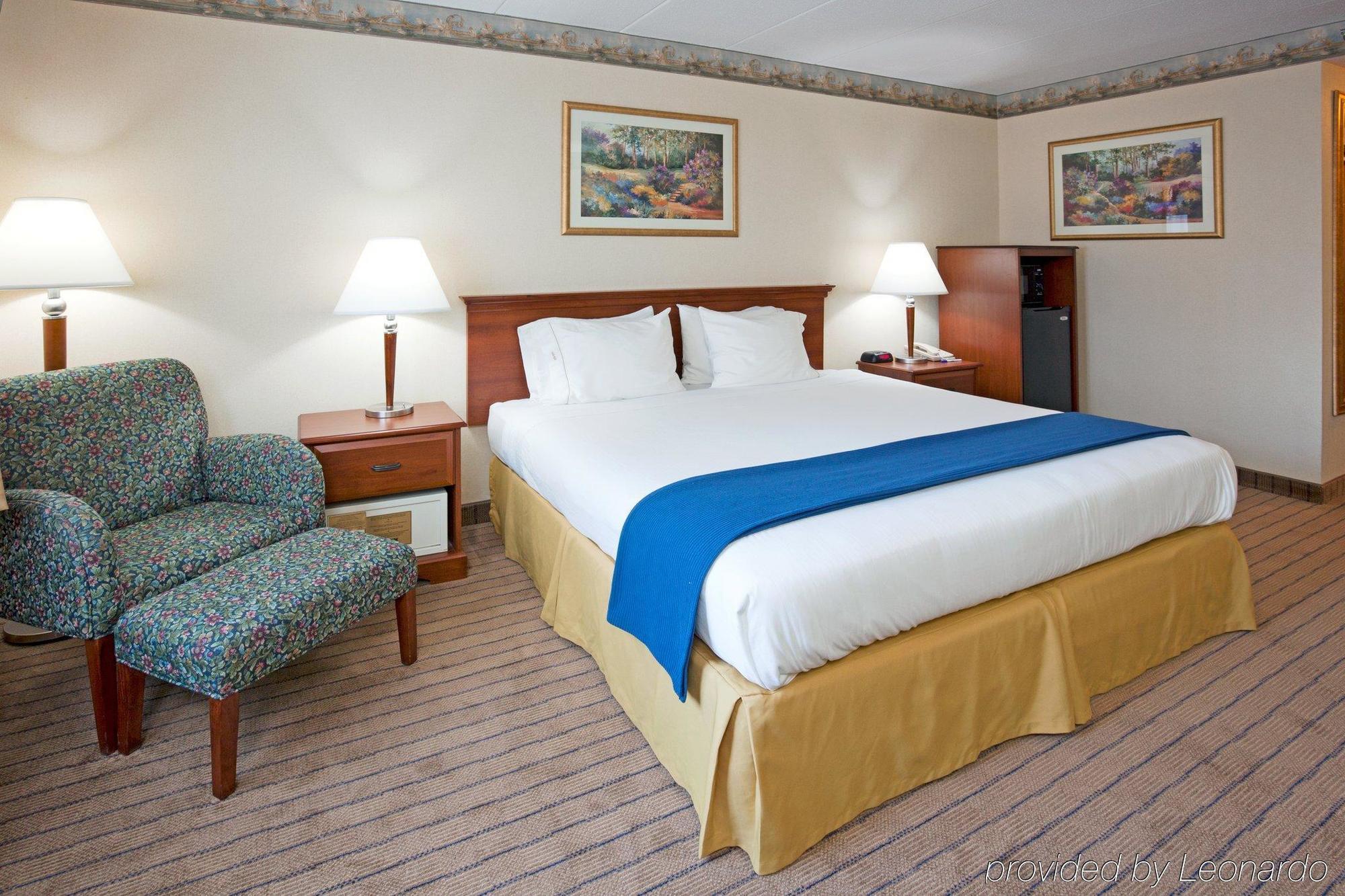Holiday Inn Express Roseville-St. Paul By Ihg Eksteriør billede